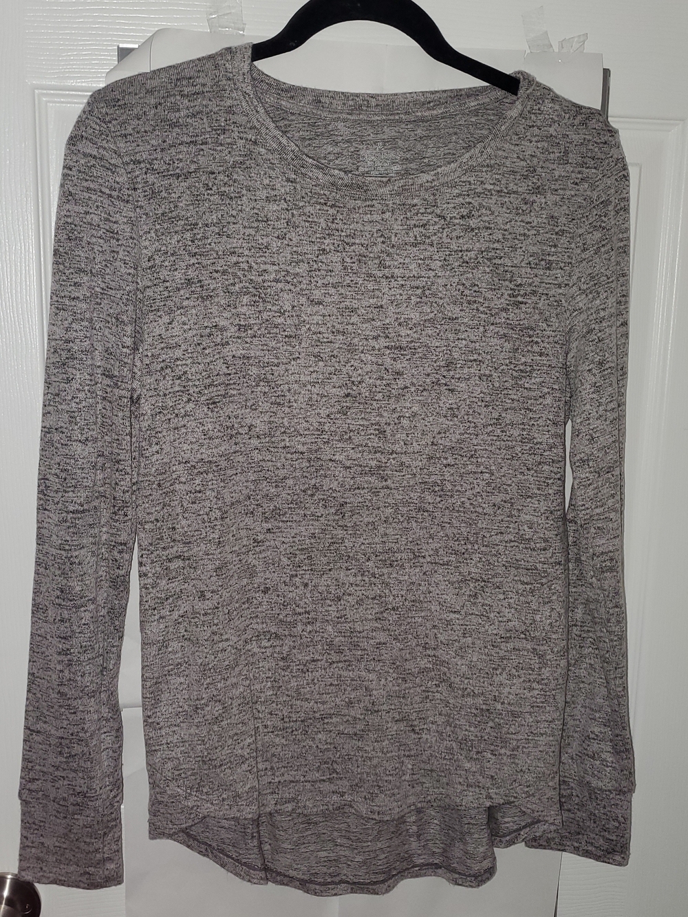 Cuddl Duds Heather Gray Long-Sleeve Crew Neck Top